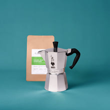 Load image into Gallery viewer, Bialetti - Moka Express (3/6 cup) + 200g Roaster&#39;s Choice Coffee Bag