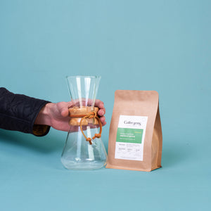 Chemex - 3 Cup Brewer + 200g Roaster's Choice Bag